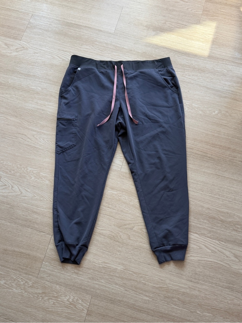 FIGS Scrub Pants Women's XXL Zamora Jogger Dark Gray pink Technical Collection